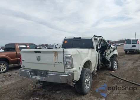 2018 Ram 2500 Laramie 4X4 6'4 Box из США, поврежденный, VIN 3C6UR5FL0JG328836